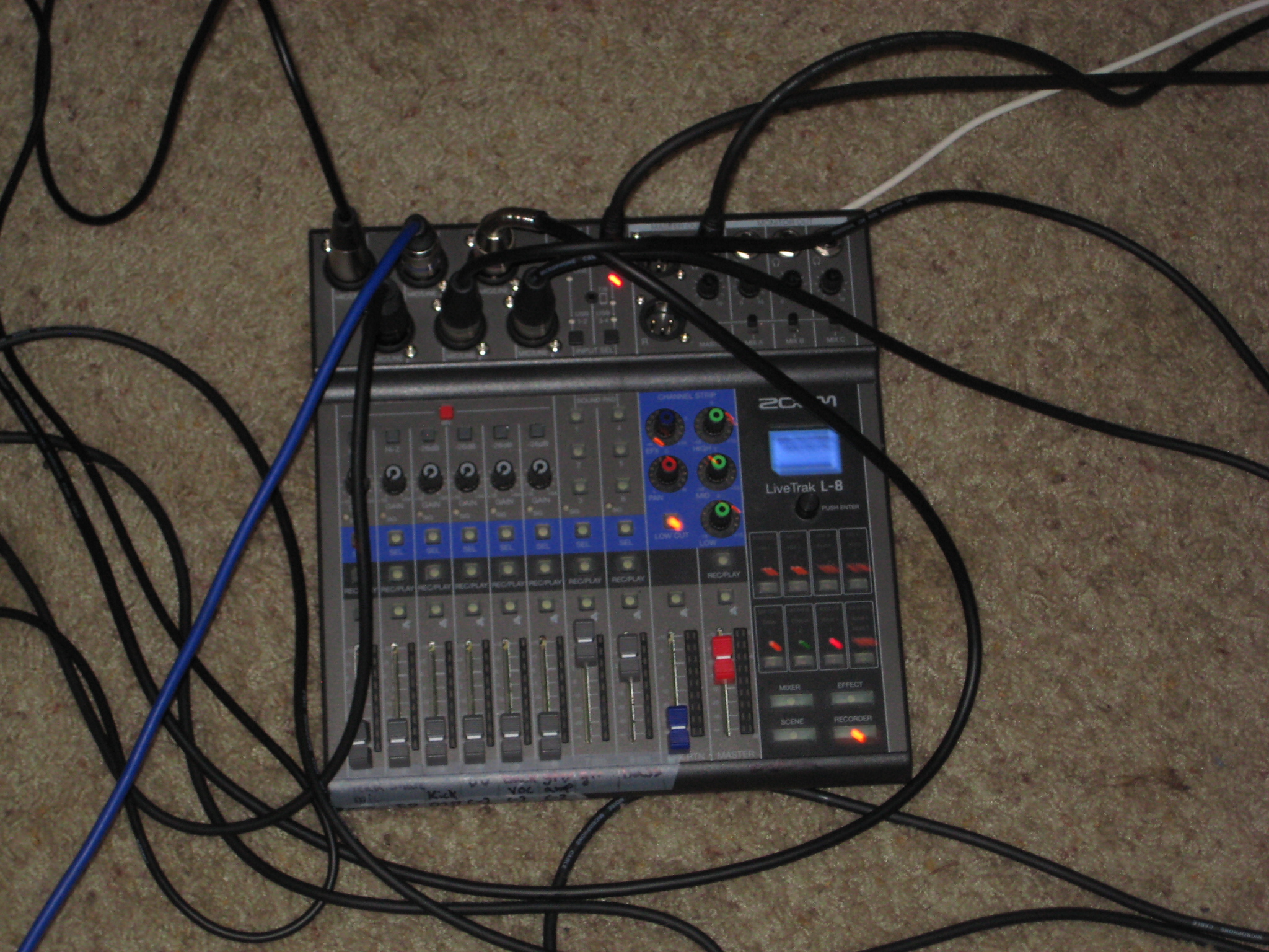 our mixer zoom l8